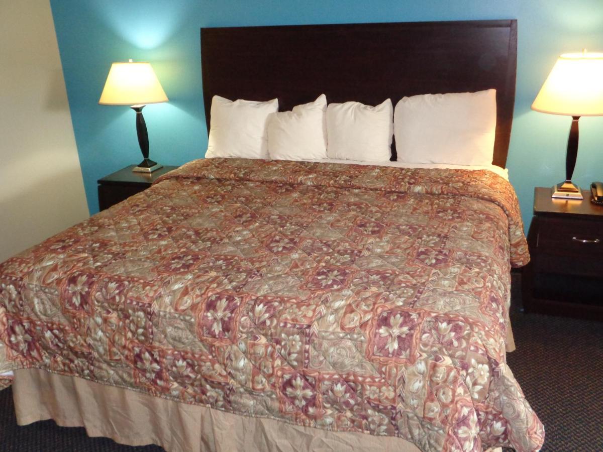 Fairgrounds Inn Du Quoin ภายนอก รูปภาพ