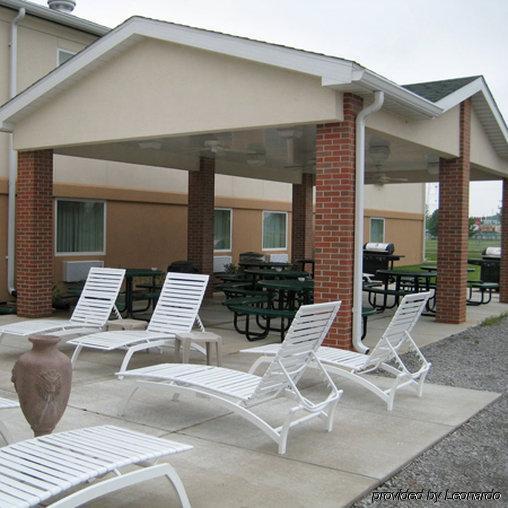 Fairgrounds Inn Du Quoin ภายนอก รูปภาพ